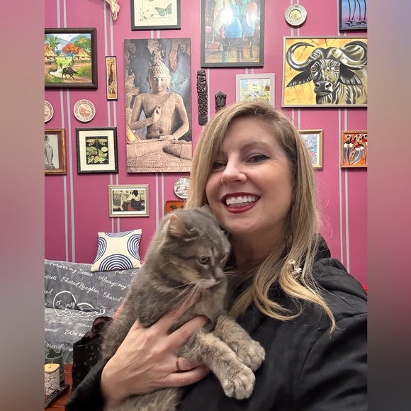 LIVE NOTIFICATION! 🥰🐶Please like my cutie pie beagle Watson to be notified !!!! - Picture 3 of 4